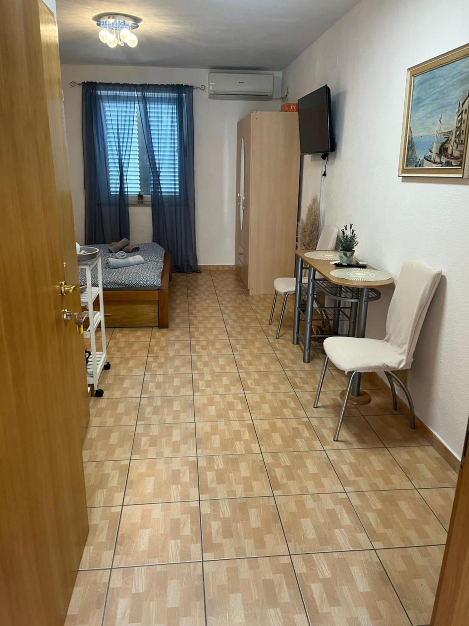 Apartments Marija マリンスカ エクステリア 写真